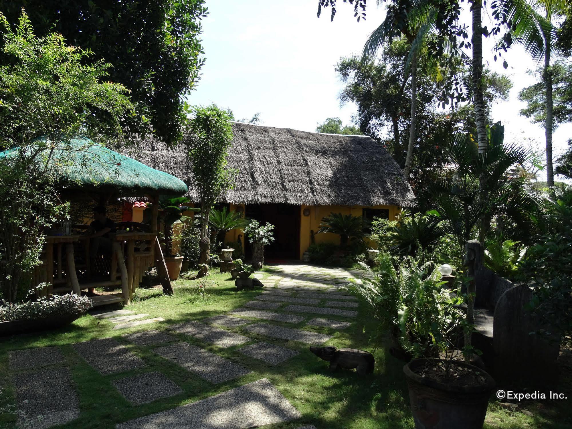 Hibiscus Garden Resort Puerto Princesa Exterior foto